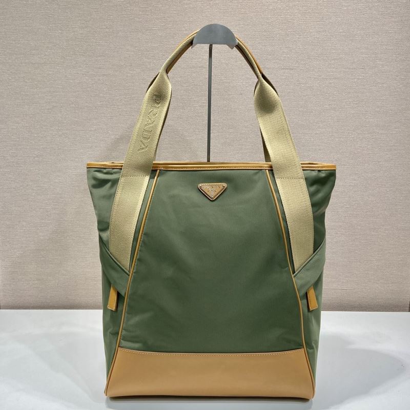 Pra*a shopping bags